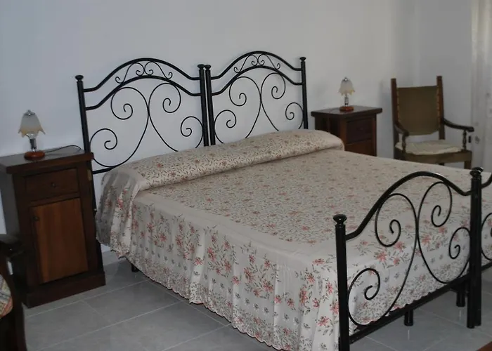 In Dimora Di Charme El Salento Bed & Breakfast 4*