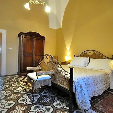 In Dimora Di Charme El Salento فندق مبيت وإفطار Felline