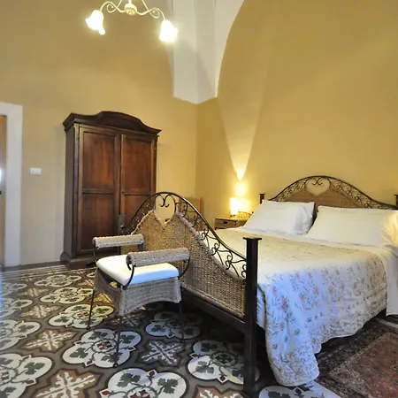 In Dimora Di Charme El Salento Nocleg ze śniadaniem 4*
