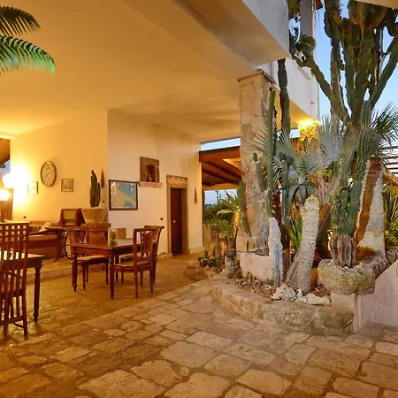 Bed & Breakfast In Dimora Di Charme El Salento Felline